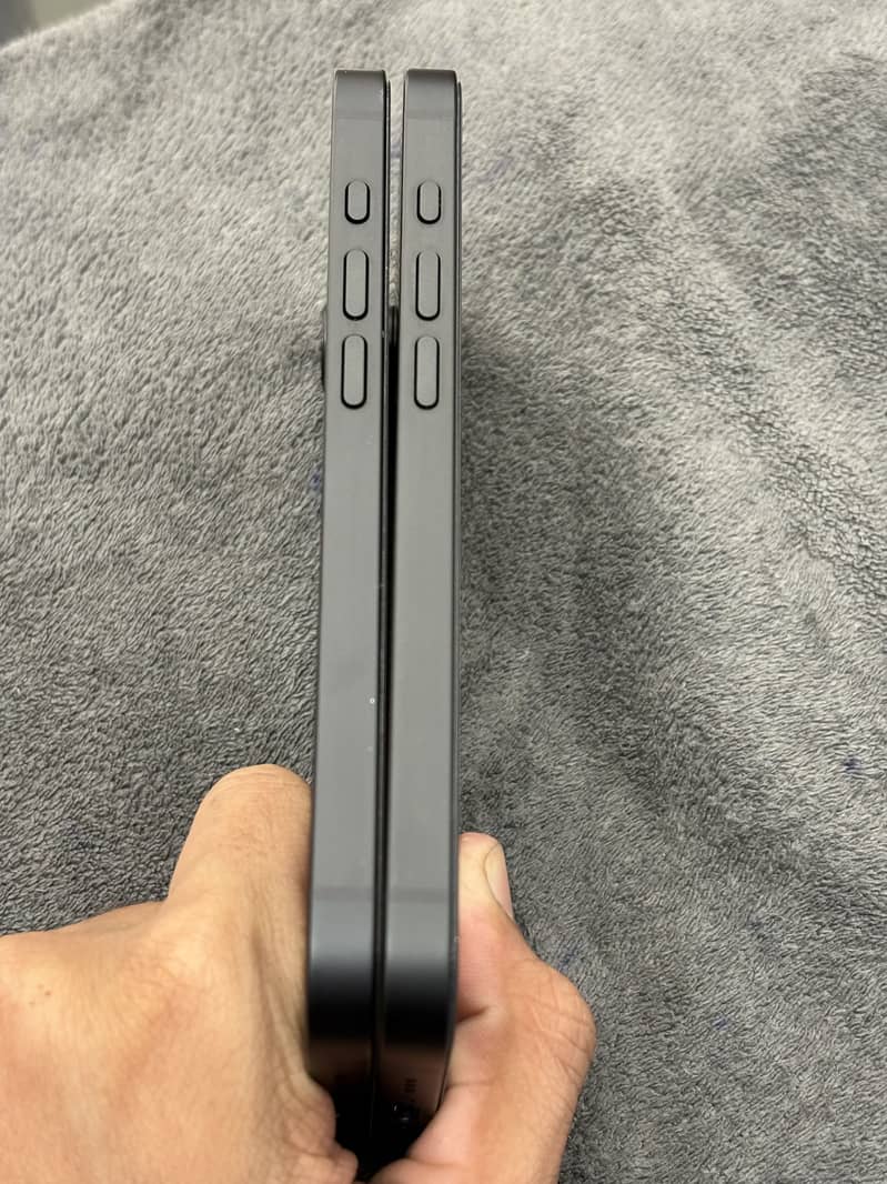 iPhone 16E sim locked 3