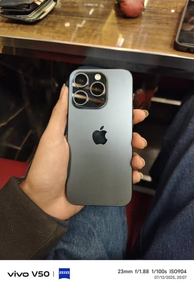 iPhone 15 Pro with Sim Time