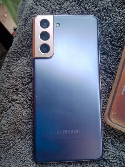 samsung S21 5g   128gb.  Non