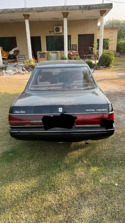 Toyota crown in best condition with original body and frame