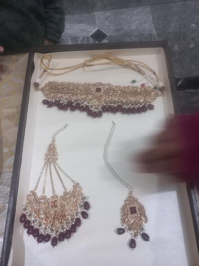 indian jewellery  chokar gani set 10 /10 condition  brand new all okay