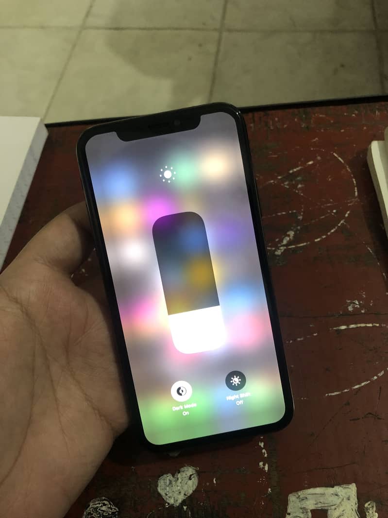 iPhone X 3