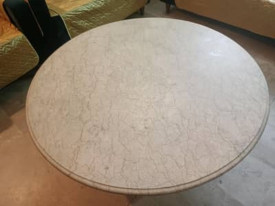 Table for urgent sale