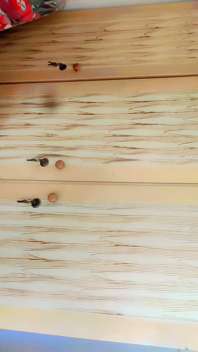 complete bedroom set (4 pieces)