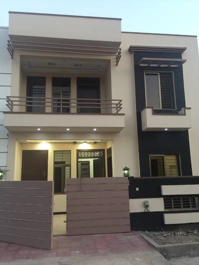 Beautiful 4 Marla House Near Markaz Available For Rent