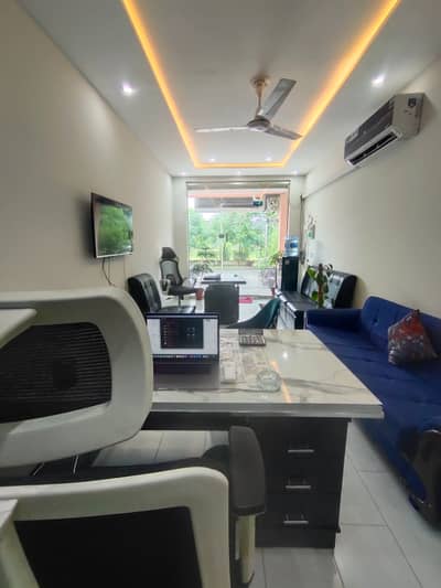 Shop For Rent Facing Park Best For Silent office Near Mizail Chowk College Road