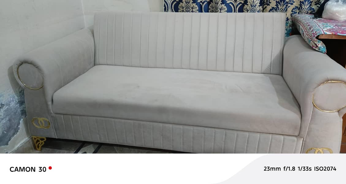 combed sofa 1
