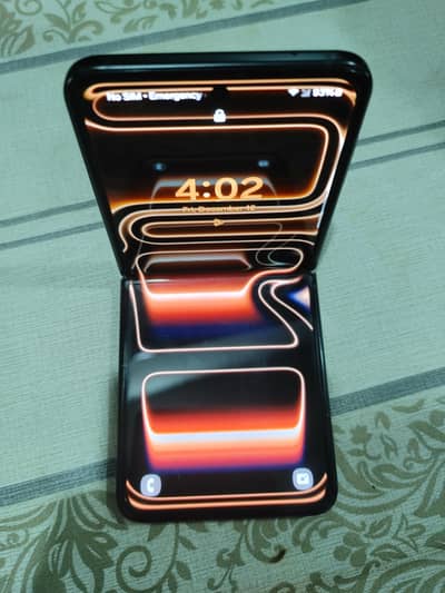 Samsung z flip 3 mobile phone fold