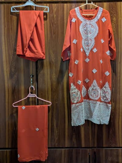 LADIES SUIT  10/10 Condition