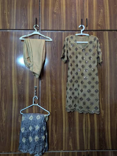 LADIES SUIT  10/10 Condition