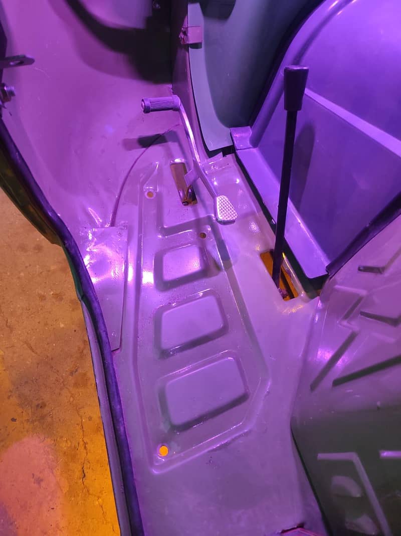 ایڈ پورا پڑھ کر رابطہ کریں شکریہ 14