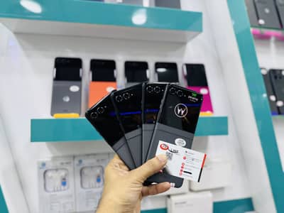 12.12 Motorola Moto Razr 50 2024 256/8+16 Country Lock Jv Usa