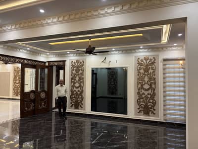 VALENCIA TOWN SPANISH STYLE MOST BEAUTIFUL LUXURY HOUSE IS AVAILABLE FOR SALE