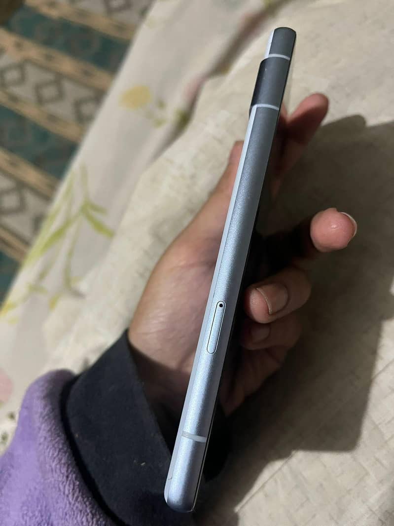 Google Pixel 7a 1