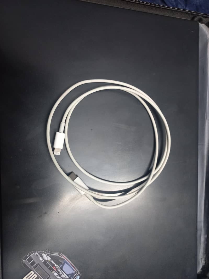 IPHONE 14 PRO MAX BOX PULLED CABLE 3
