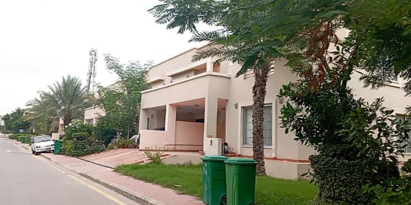 3 Bedrooms Luxurious Villa for Rent, Near Main Entrance of Bahria Town