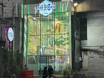 4.5 Marla Commercial Building Available For Sale Main Chen One Road Faisalabad , Prime Location Commercial Building, Handsome Rental Income