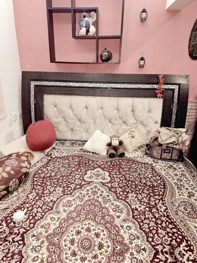 bed king size without mattress