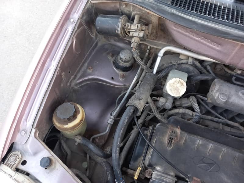 santro exec model 2004 12