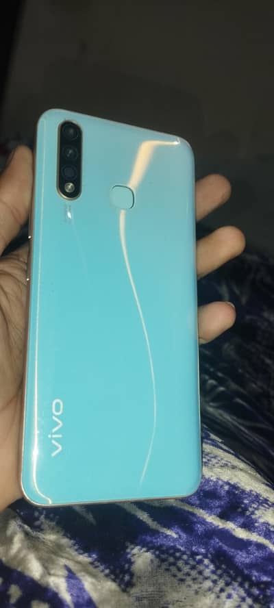 Vivo y 19 8gb ram 256gb