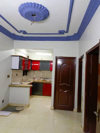 2 bed lounge flat for sale