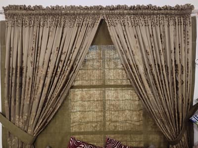Beautiful Curtains Parda for sale