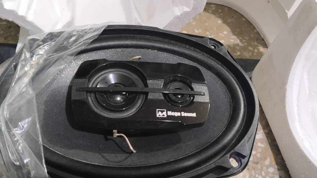 دو عدد نیو سپیکر بہترین بیس کوالٹی 1