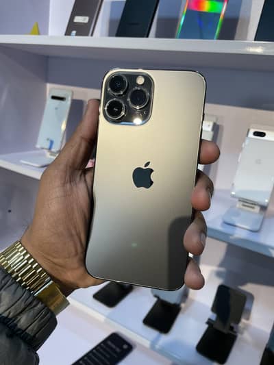 iphone 13 pro max 256Gb LLA ( Factory unlocked) Waterpack 10/10 Cond