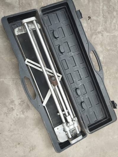 tails clutter 2 foot