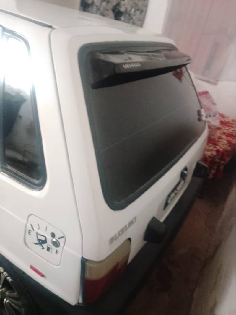 فیملی یوز کیلئے بہترین گاڑی ہے 7