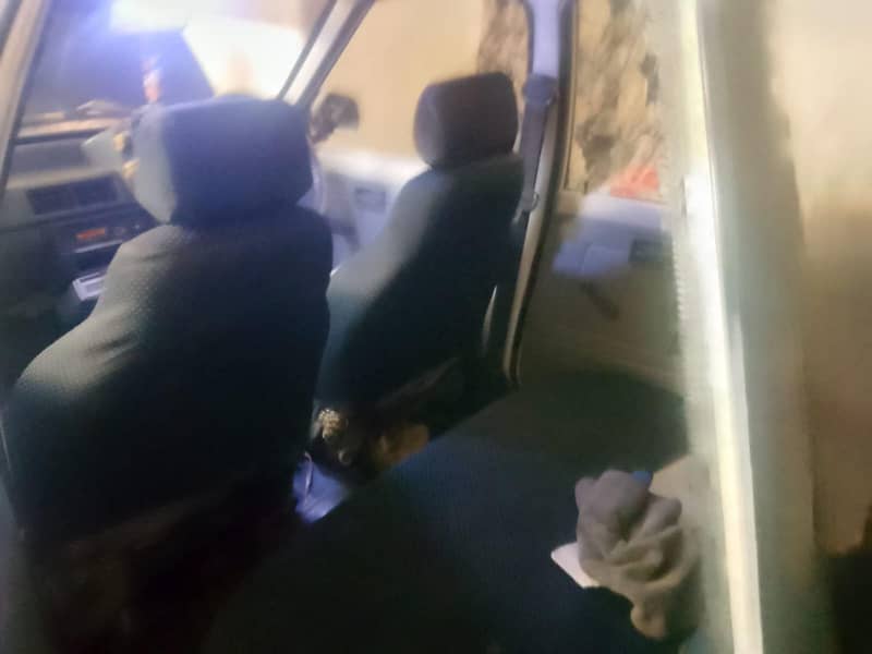 فیملی یوز کیلئے بہترین گاڑی ہے 9