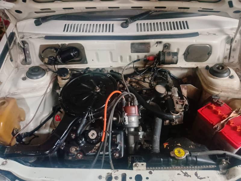 فیملی یوز کیلئے بہترین گاڑی ہے 11