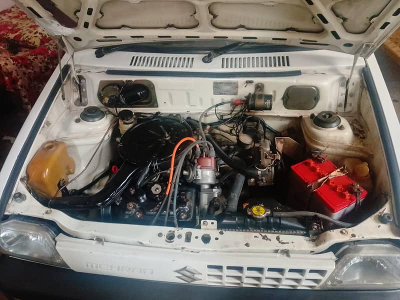 فیملی یوز کیلئے بہترین گاڑی ہے 12