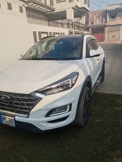 Hyundai Tucson AWD 2023 Family Used Vehicle