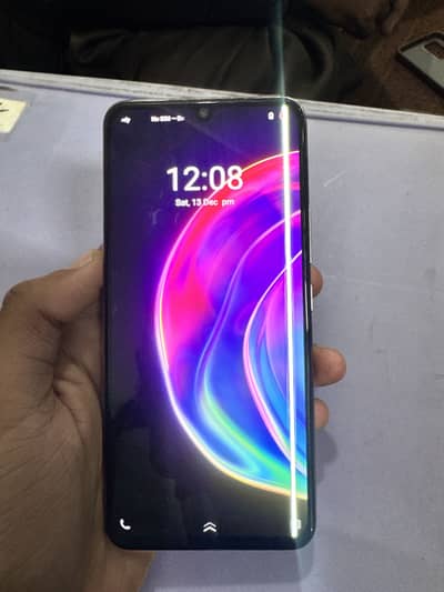 Vivo V21