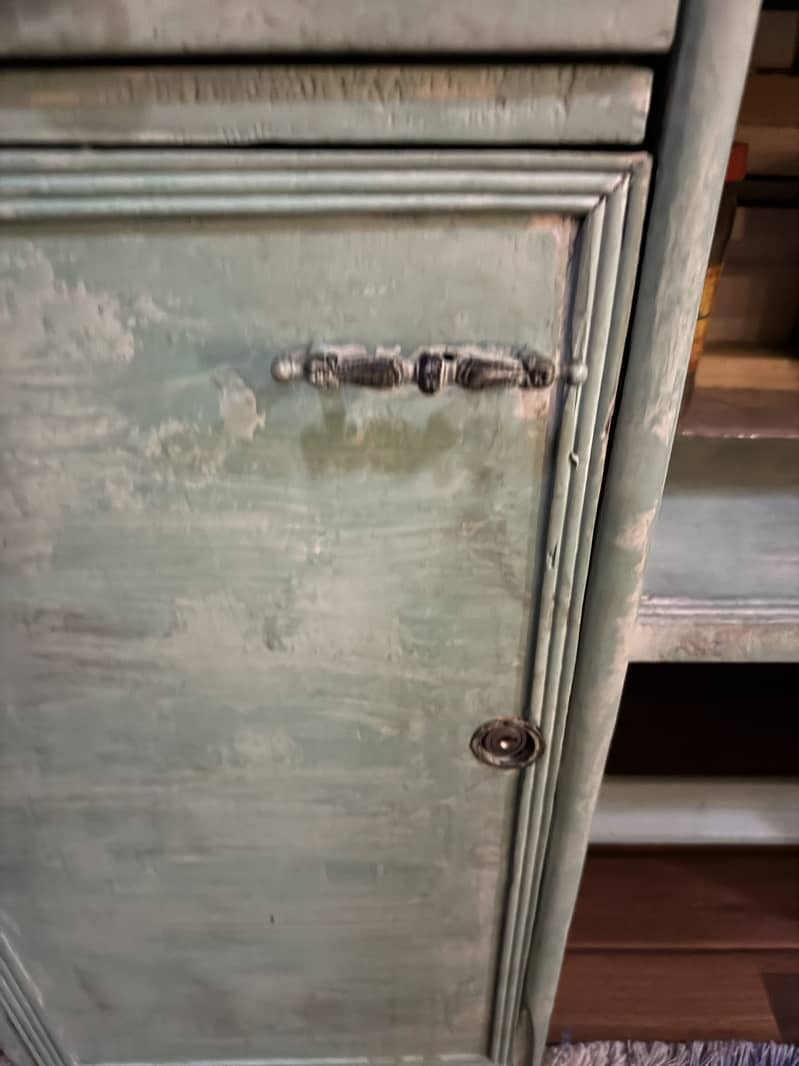 Vintage study table 1