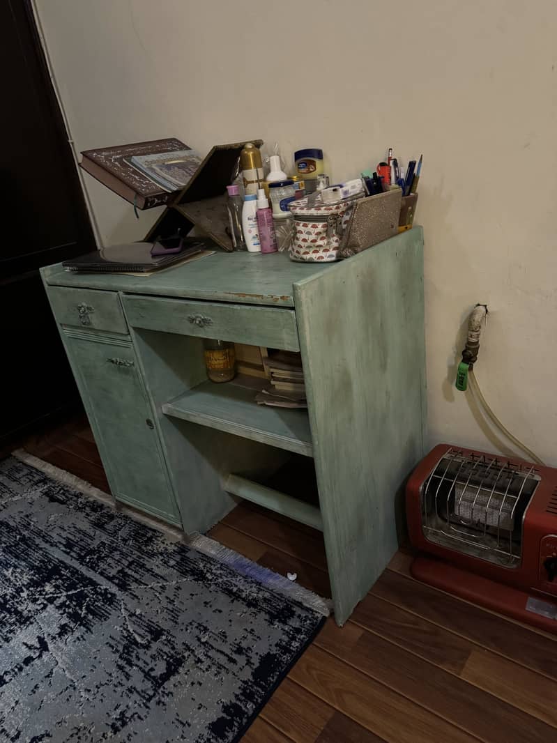 Vintage study table 0