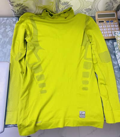 Nike Pro Athlete fit shirt (compression) Nike fit