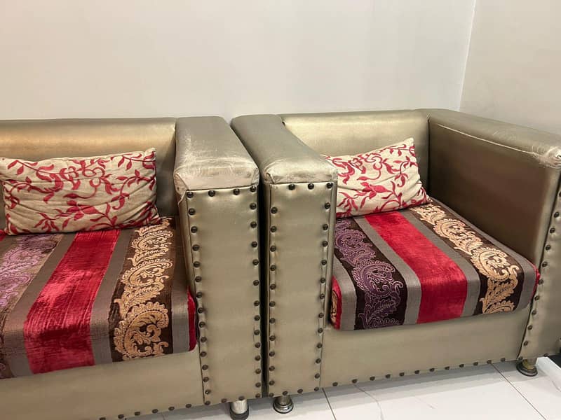 Sofaa set for sale 0