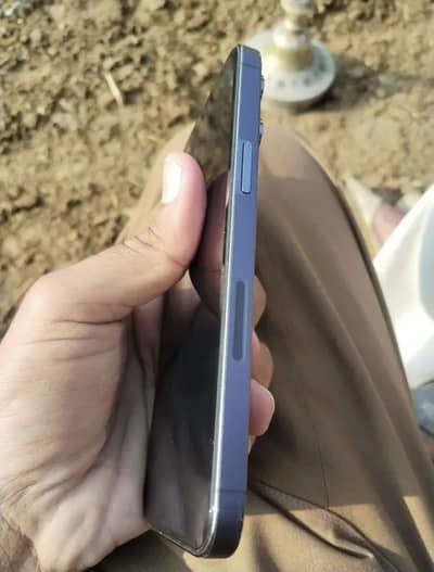 14 pro max 256 sim time remain