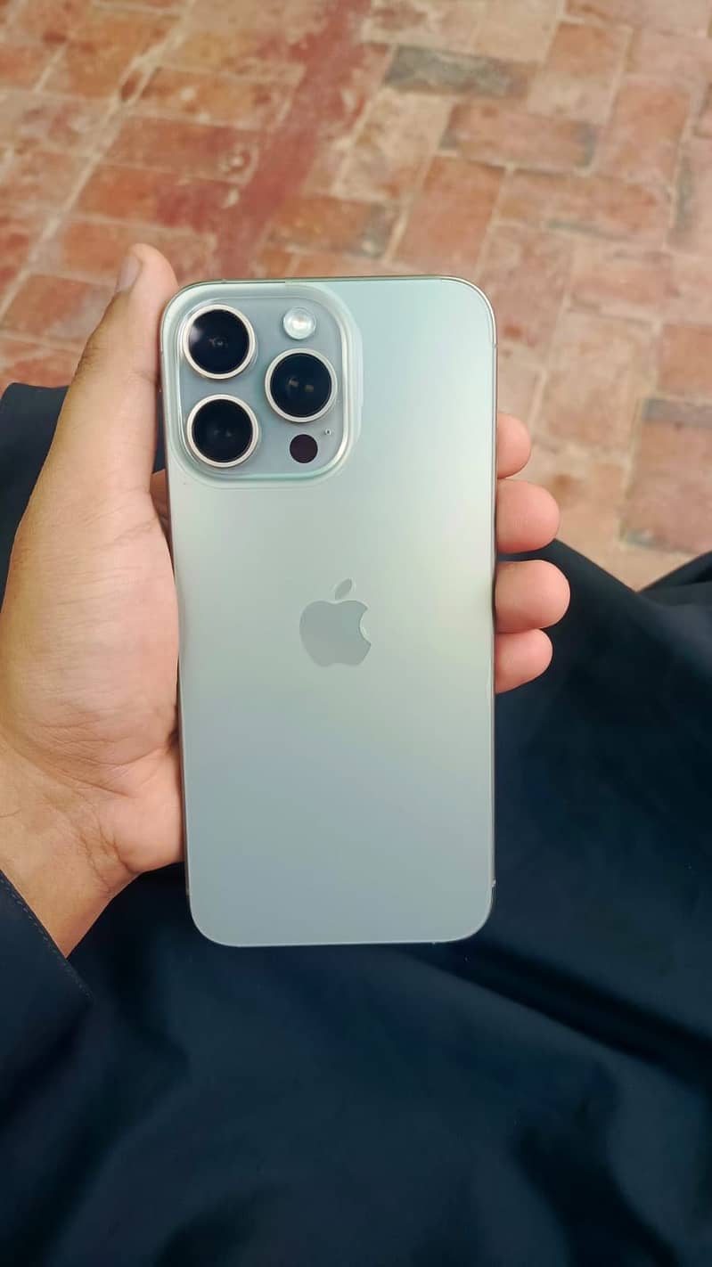 iPhone 15 pro max condition 10/10 0