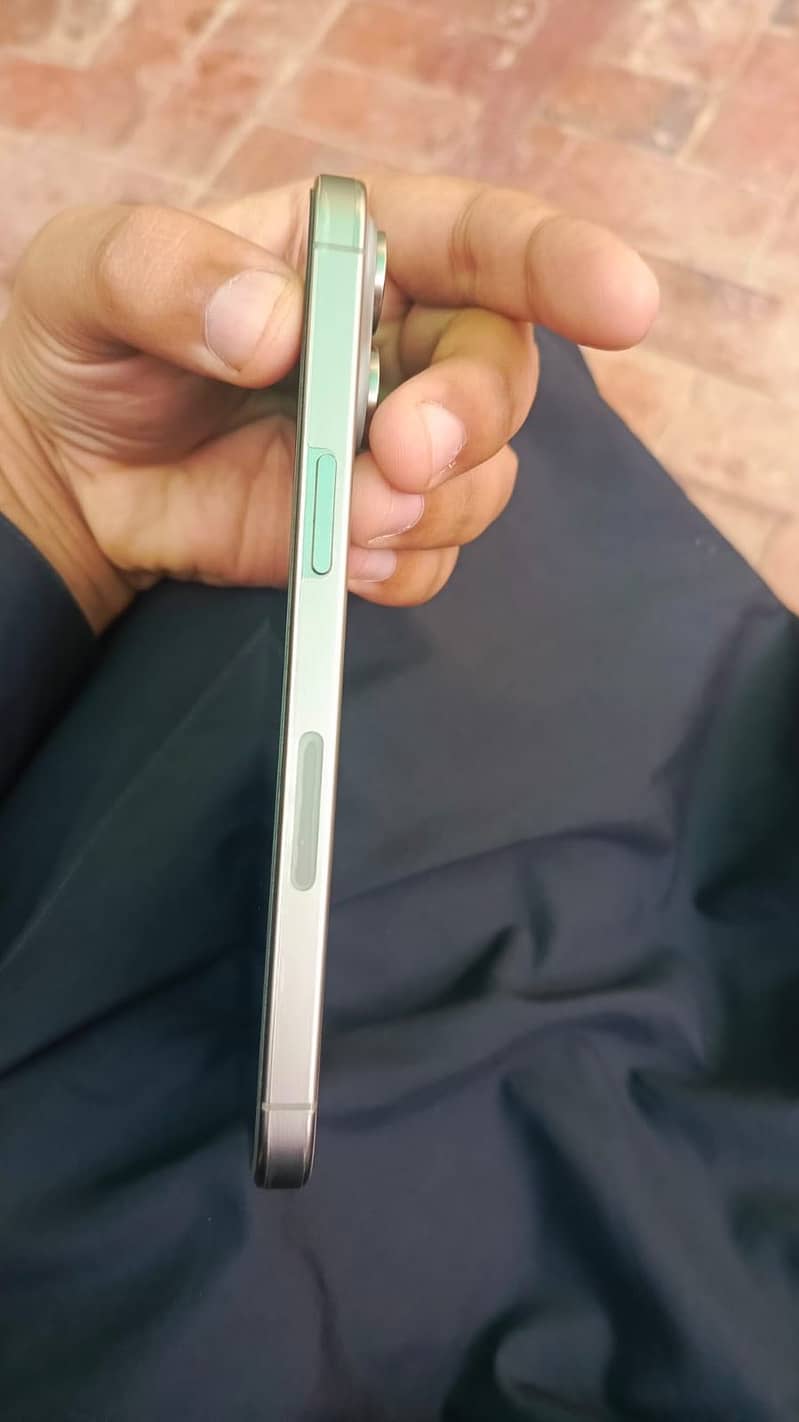 iPhone 15 pro max condition 10/10 8