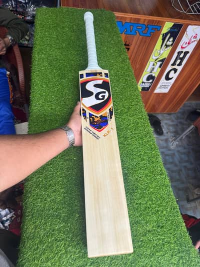 pure English Willow Bat