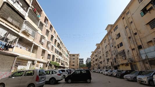 Flat Available On Sale Uk Apartment Phase 1 in Gulshan-e-iqbal block 14