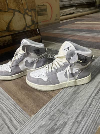 Air jordan only 3 days used