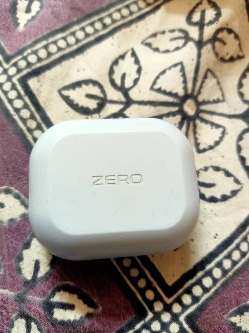 Zero Earbuds 0