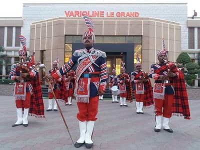 Band Baja Services, Dhol, Shehnai, Qawali, Mehndi, Wedding & Parties