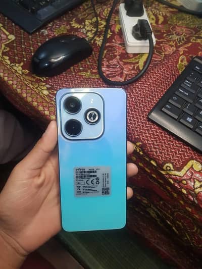 Infinix hot 4i +10 by 10 all ok urgent sall