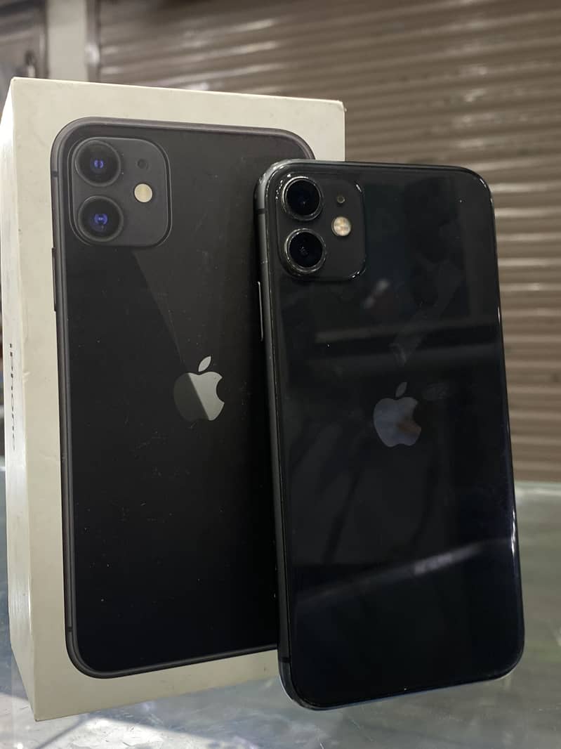IPHONE 11 0