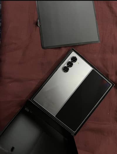 Samsung galaxy fold 6 for sell pta approved